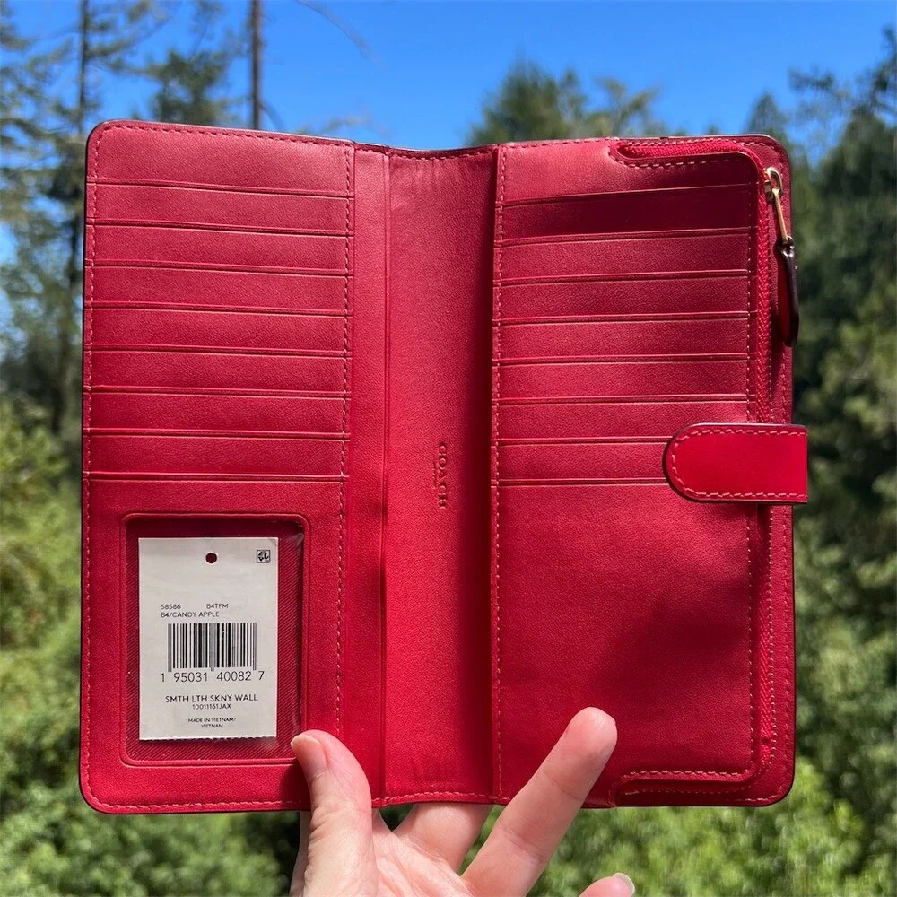 COACH Bifold Wallet Red Smooth Leather Wallet with Gold Hardware AUTHENTIC